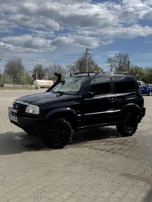 Suzuki Grand Vitara 1