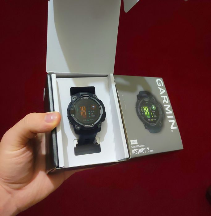 Garmin Instinct 3 AMOLED 45mm
