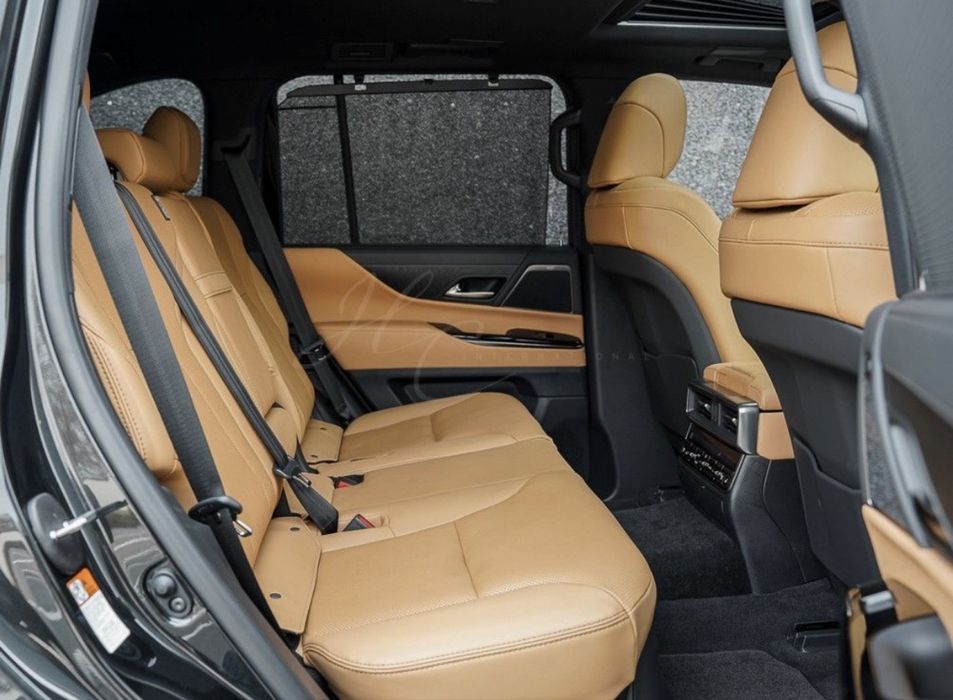Lexus LX 700h 2026