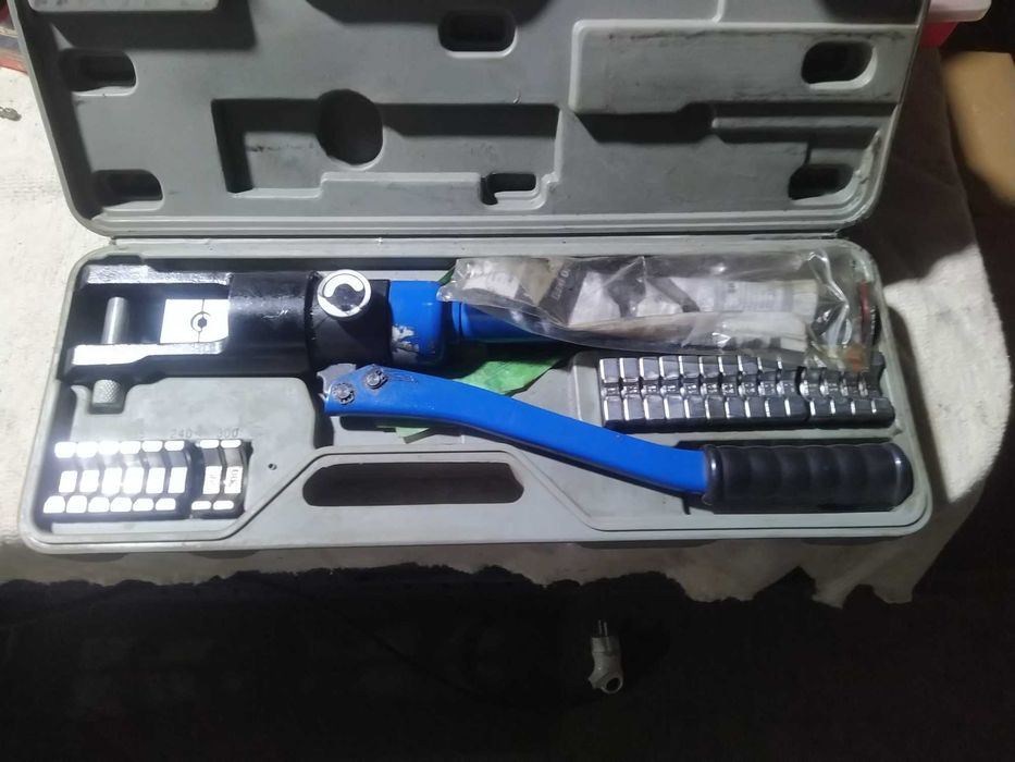 Гидравлический пресс (обжимник) КВТ-300