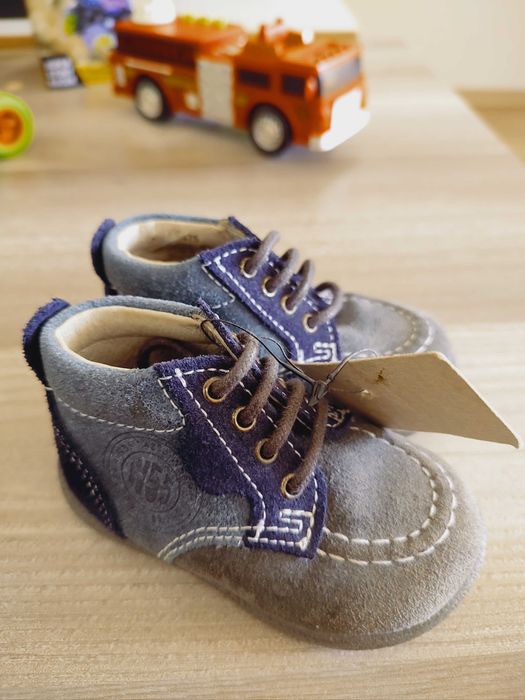 Намалени от 69 лв Бебешки обувки естествена кожа 17 номер