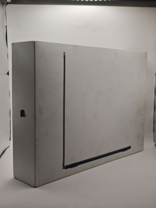 MacBook Air M4 256 Sigilat