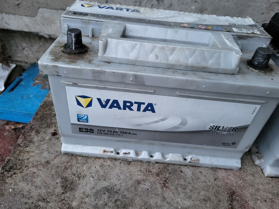 Baterii Varta 75-100Ah