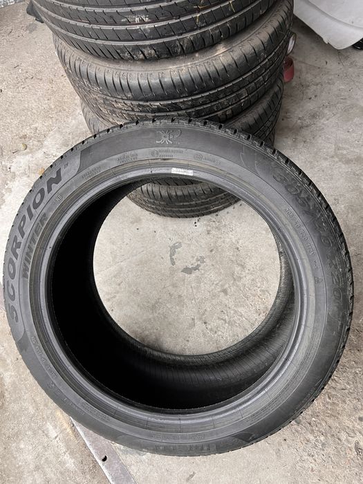 4 anvelope iarna 305/40/20 + 275/45/20 , Pirelli !