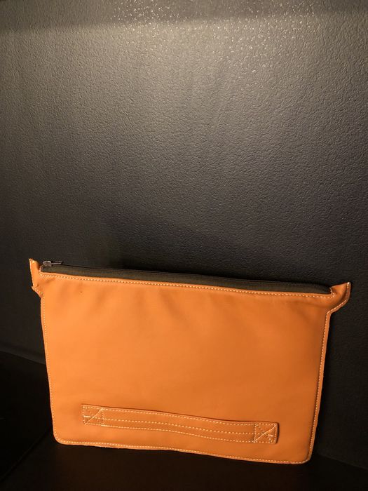 Husa de laptop imitatie piele