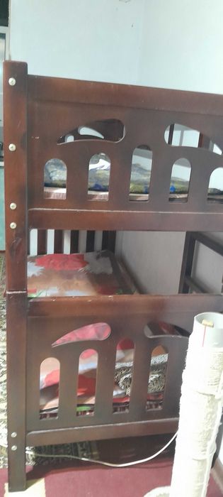 Двухэтажний кроват