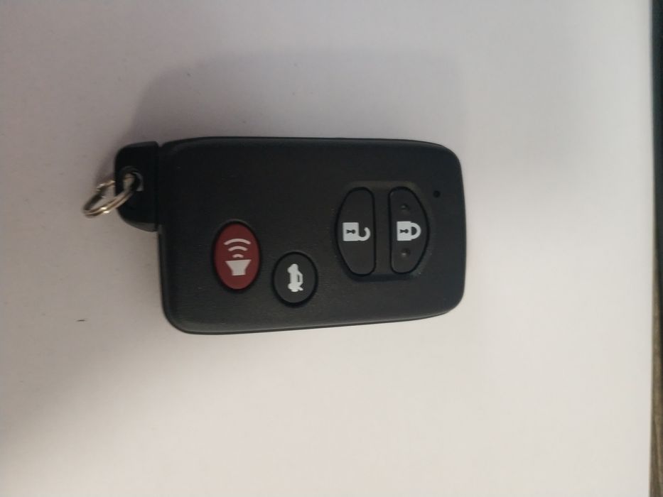 Автърмаркет кутиика за smart ключ Toyota