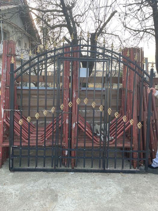 Porti din fier forjat