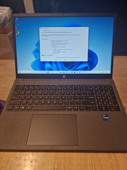 Laptop HP 250G10