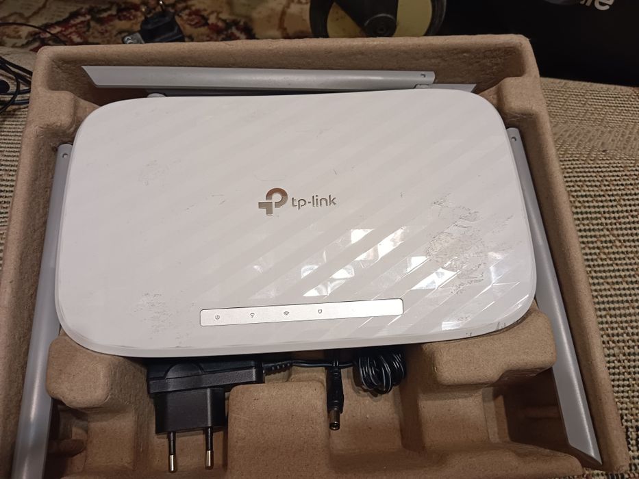 Продам wifi роутер tp-link.