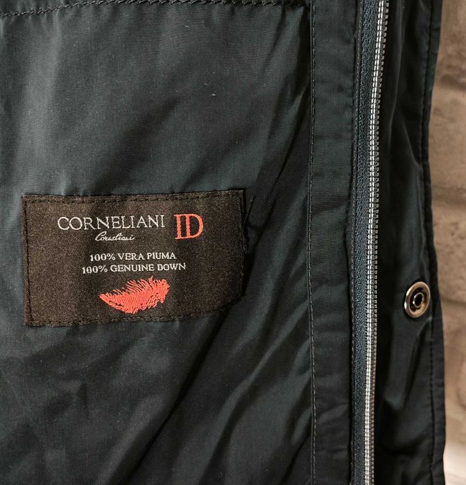 Corneliani Водоустойчиво яке с пух размер 52 / L