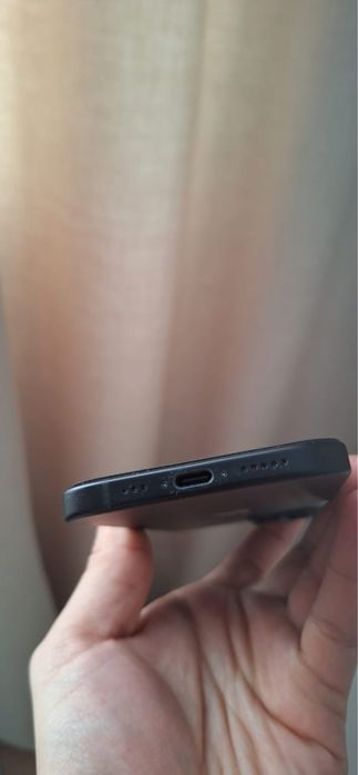 Продам Iphone 15 на 128 гб