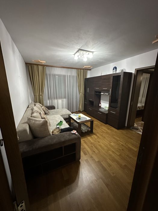 Apartament de inchiriat