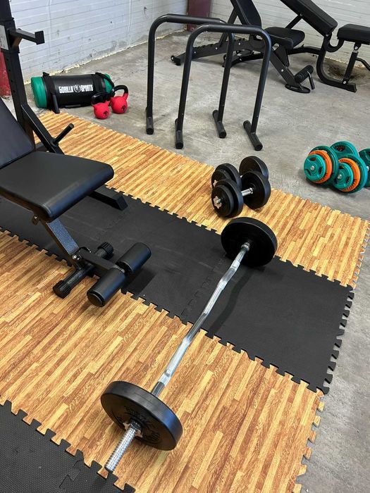 Set Fitness: Banca+ Suport+ Greutati 100 kg+ Protectie Podea