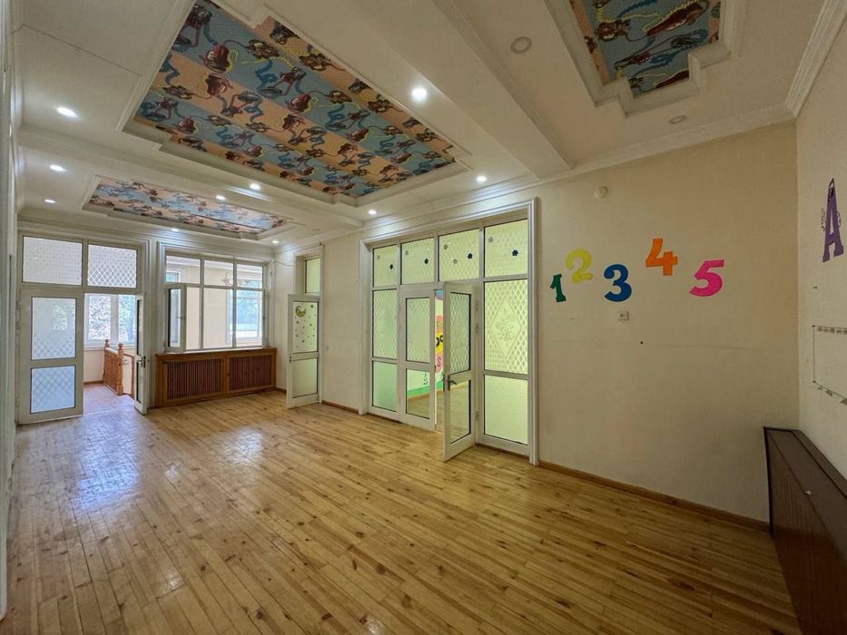 ПРОДАЁТСЯ КОММЕРЧЕСКОЕ ПОМЕЩЕНИЕ Чиланзарский район, 11 квартал 750 м²