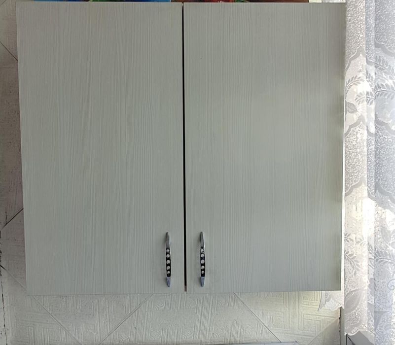 Продам шкафы 20000