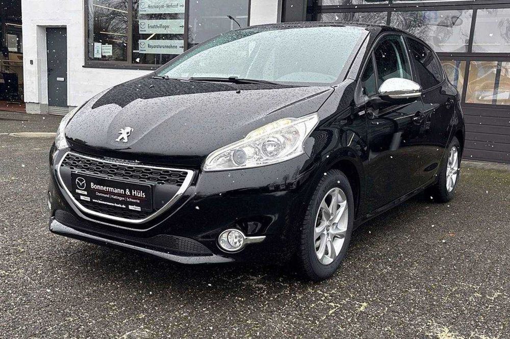 Peugeot 208 1.2 i НА ЧАСТИ
