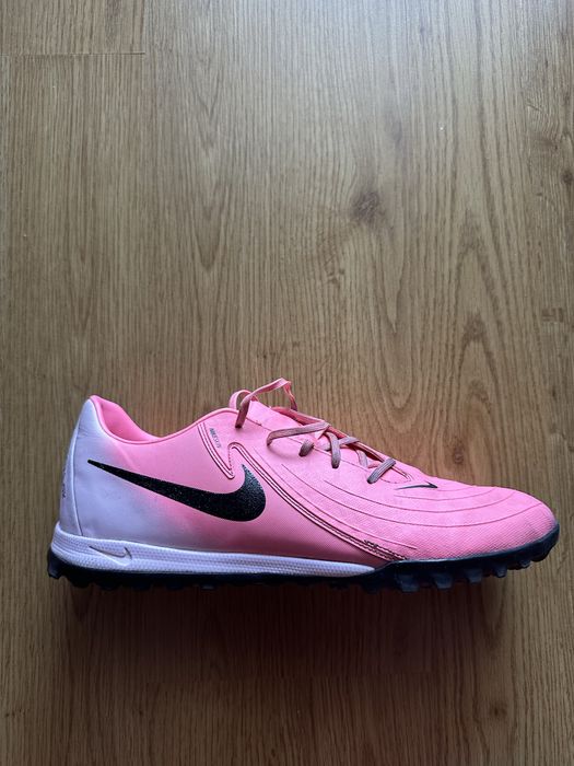 Футболни стоножки Nike