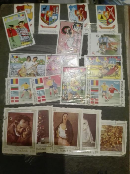 Clasor cu timbre vechi de peste 25-30 ani