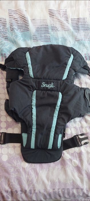 Marsupiu bebe universal