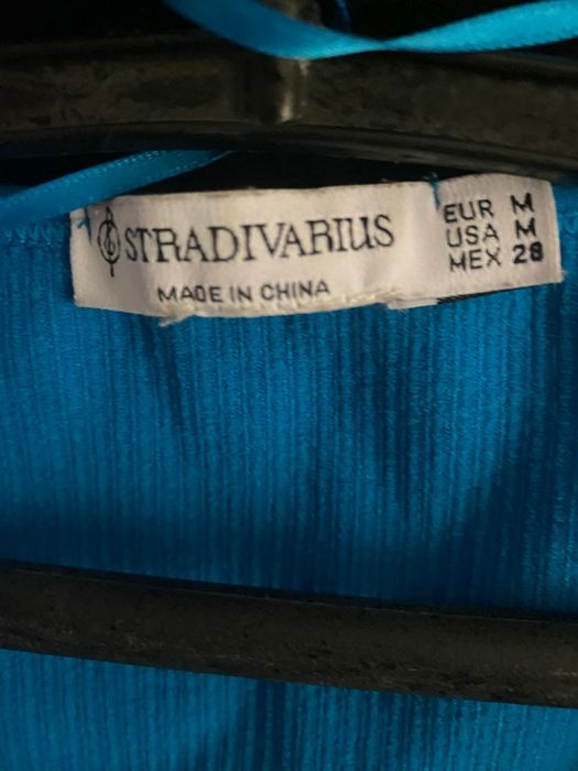 Pulovere Stradivarius mărimea M