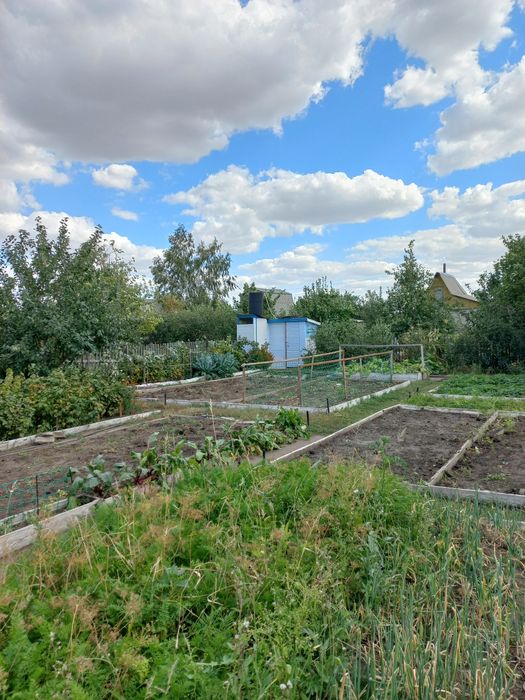 Продаётся  дача.