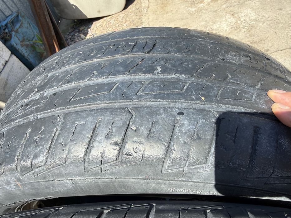 215/55/17 летняя резина