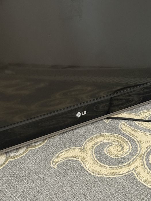 Телевизор Lg продам