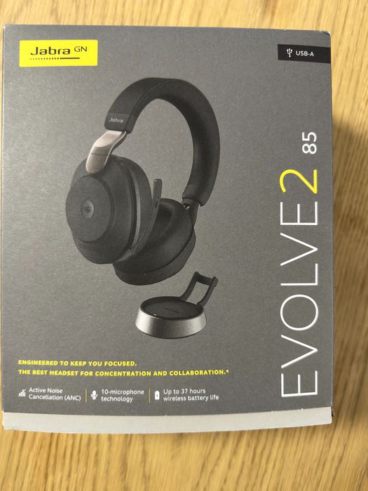 Jabra Evolve 2 85 with Charging Stand