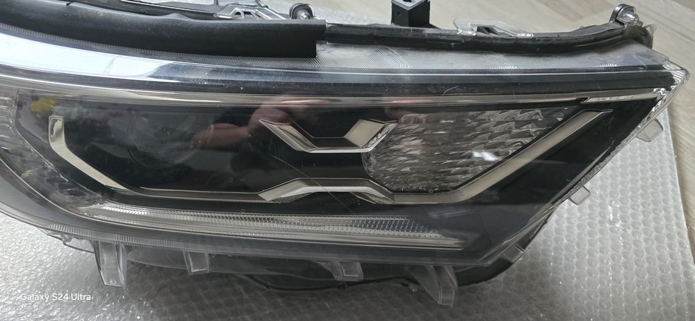 Far led toyota rav4 model dupa 2019