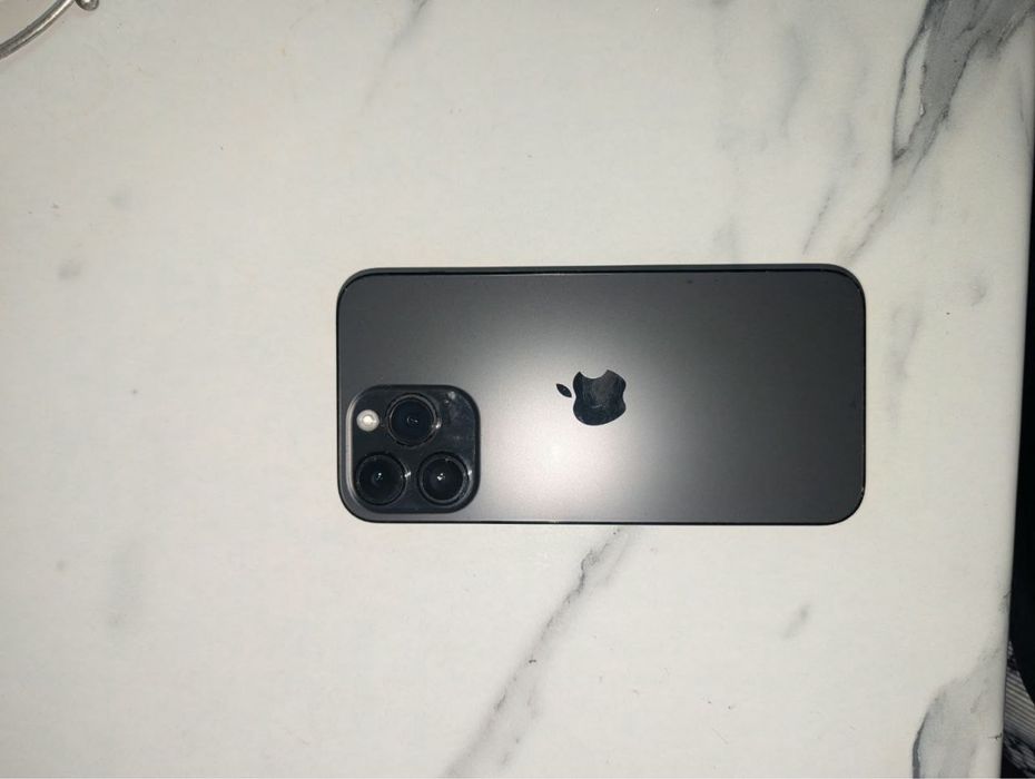 Iphone 14 Pro Max.