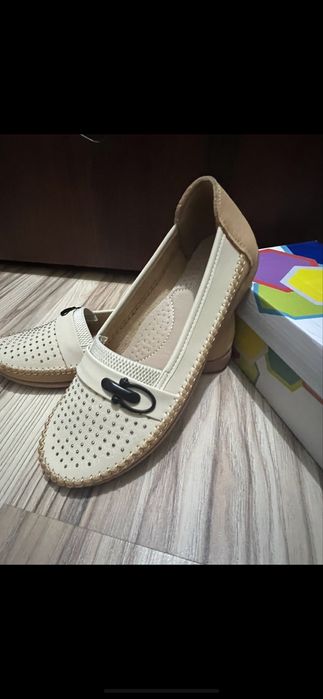 Женские макасины