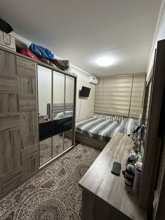 Chilonzor 19-mavzeda 4 xonali uy sotiladi