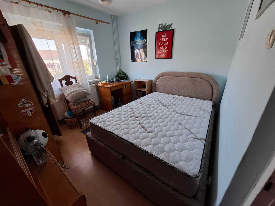 Apartament 4 camere decomandat