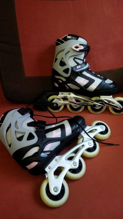 Роликовые коньки