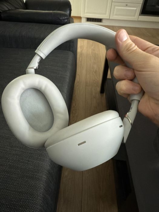Продам Sony wh1000 xm6