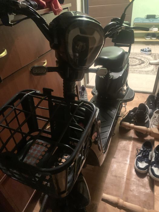 Электртскутер sk8