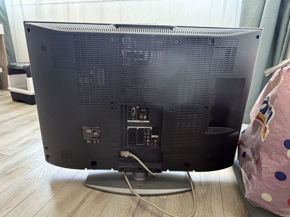Sony Bravia LCD TV 32”