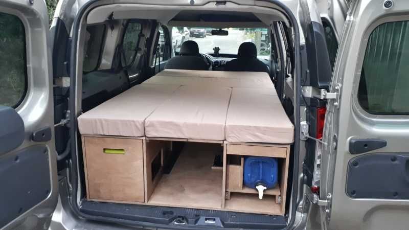 Продавам оборудване за преустройство на Dacia Dokker в миниКемпър.