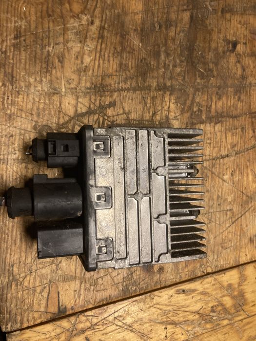 Блок управление на перката за VW Пасат