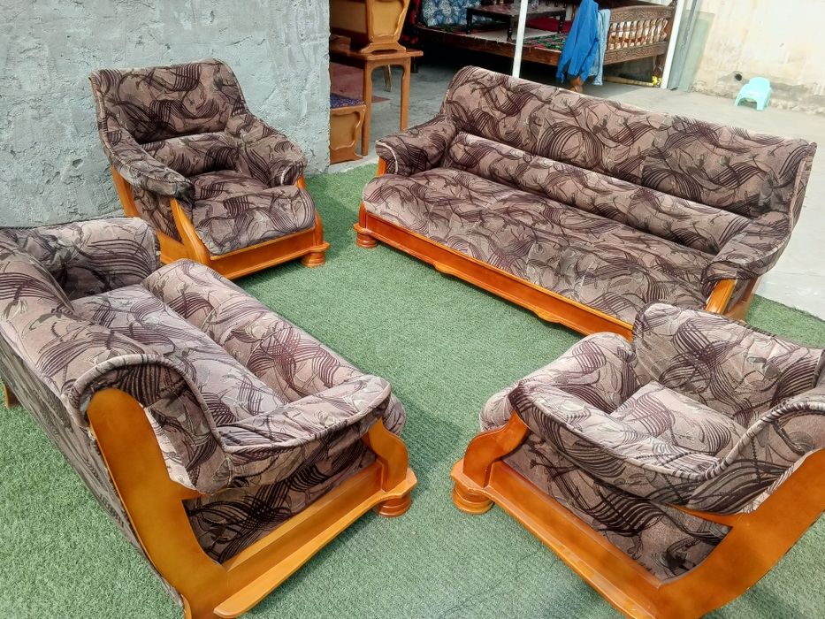 Диван кресло сотилади