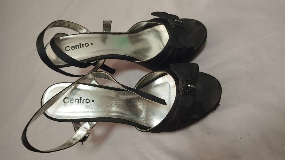 Bosonojka shpilka,holati yaxshi