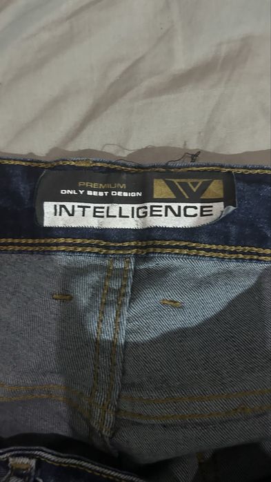 Мажки дънки Intelligence