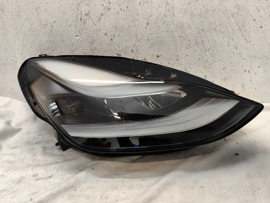 Оригинален фар Тесла  Tesla 3/Y Full Led