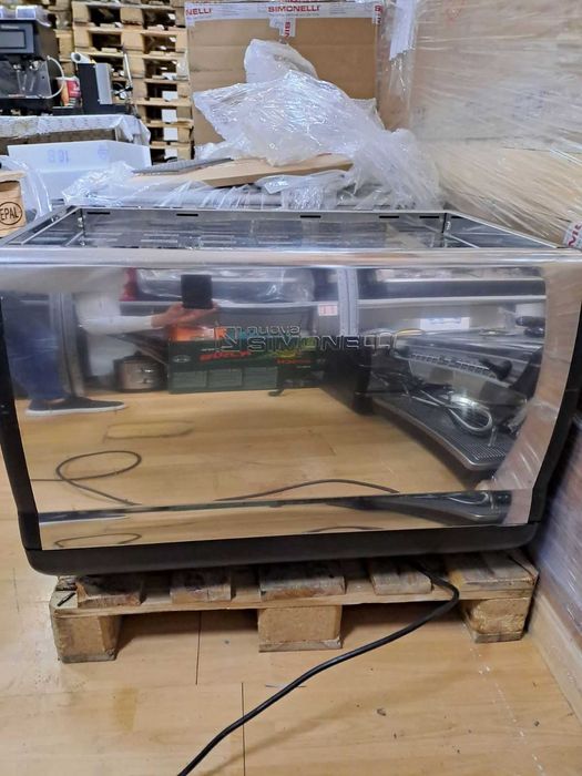 Кафемашина Nuova Simonelli