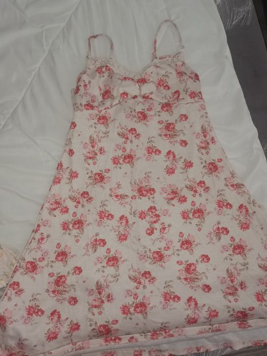 Vând urgent  loturi pentru mami și bebe în Sibiu