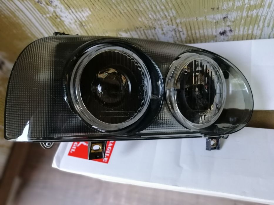 Фарове Голф , Vw Golf III фар TYC Hella lipstad farove  GOLF 3