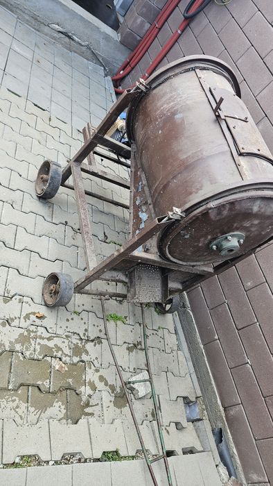 Mașină de smicurat porumb electrica.
