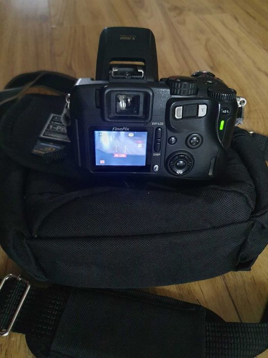 Camera foto digitala Fujifilm FinePix S7000