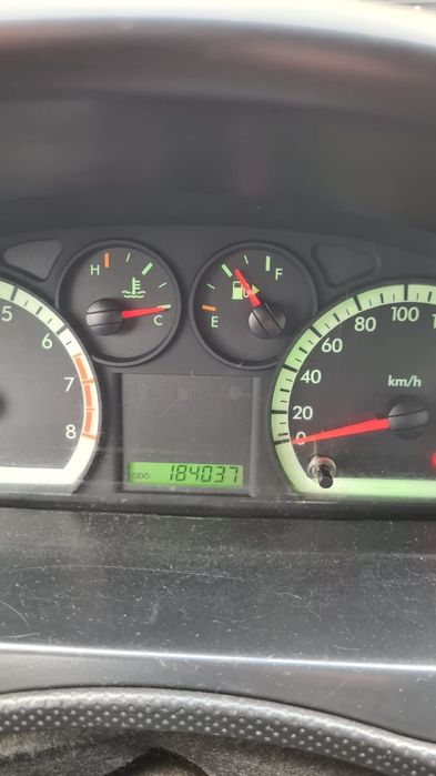 Vând autoturism Chevrolet Aveo